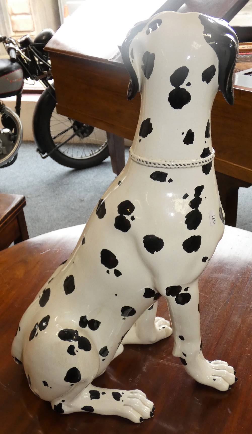 A large ceramic model of a dalmatian dog, 68 cm tall - Image 2 of 2