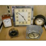 A selection of chrome cased bedside clocks (5)