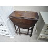 An early 20th Century twist gateleg occasional table