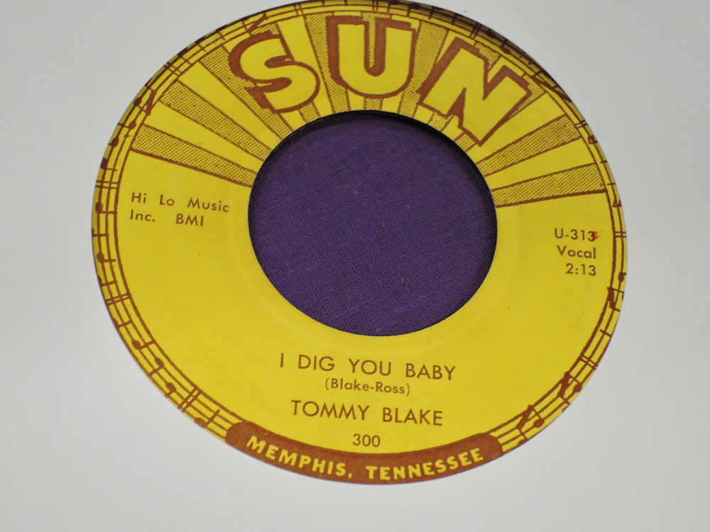 Rare Sun Records 45 by Tommy Blake - a grail for rock and rock collectors - sweetie pie / I dig - Image 2 of 2