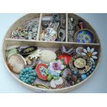 A tray of costume jewellery brooches including signed Limoge, marcasite, cameo, ceramic etc