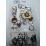 A selection of costume jewellery rings etc