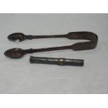 A pair of Georgian silver sugar nips of plain fiddle back form, London 1829, makers mark worn, and