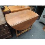 A mid 20th Century oak gateleg dining table