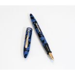 A Sheaffer fountain pen. A Sheaffer Balanced No3-25 Junior lever fill in Black/Blue white vein.