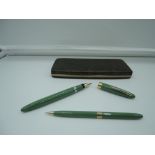 A boxed Sheaffer Admiral fountain pen and pencil set, Pastel Green, snorkel, very good condition,