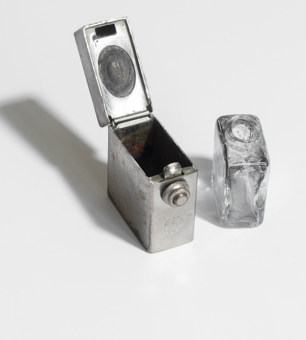 A KK Priv travelling inkwell. A glass inkwell in a hinged metal case with a locking screw opening - Image 3 of 3