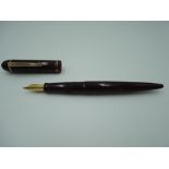 A Doric Airflow fountain pen, circa 1950, Burgundy, fine nib, Aeromatic, very good condition, made