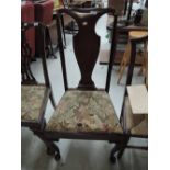 An early 20th Century mahogany vase back dining chair