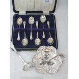 A cased set of six silver teaspoons of plain form, Birmingham 1923, A J Bailey, a Georgian silver