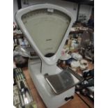 A set of shop counter weighing scales by Avery