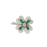 AN EMERALD, DIAMOND AND WHITE GOLD BROOCH DESIGNED AS A FOUR LEAF CLOVER, mounted in 18ct white gold