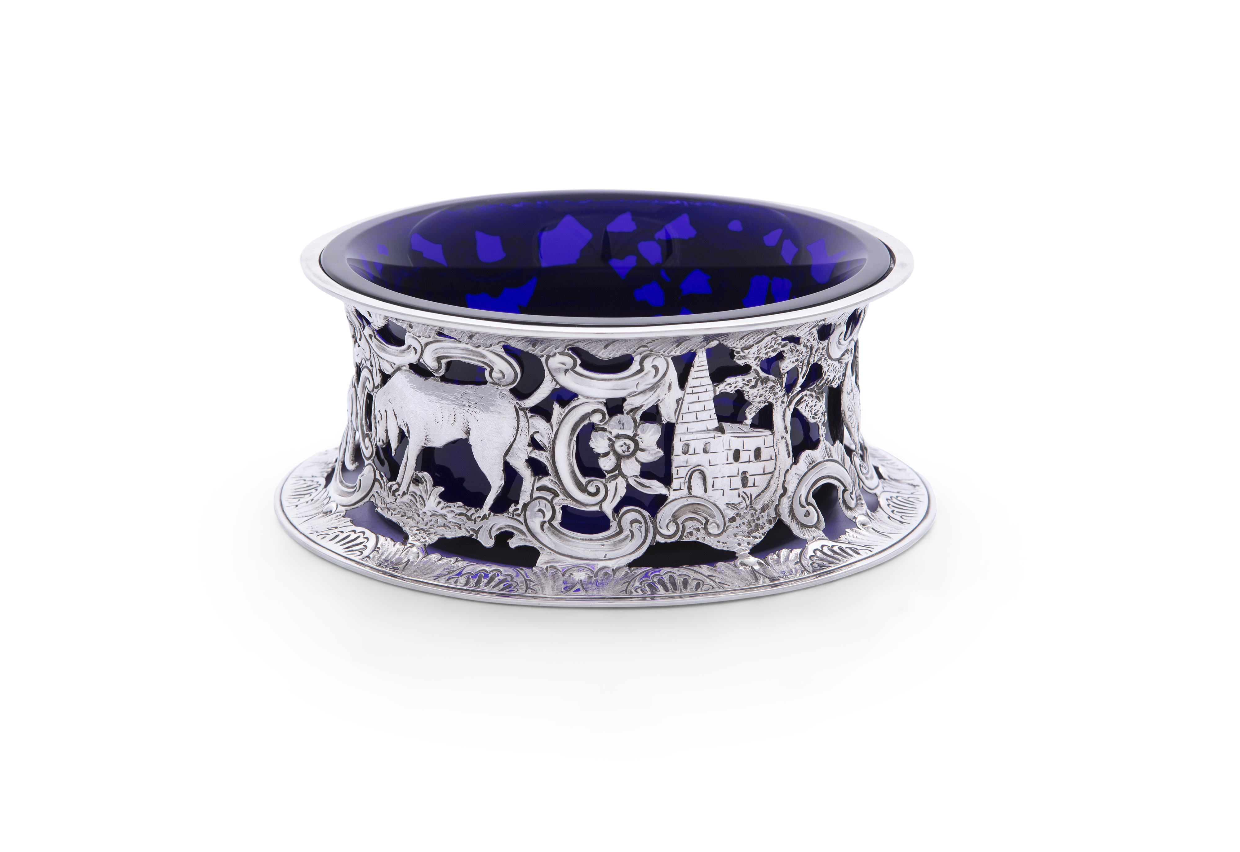 A LATE VICTORIAN SILVER DISH RING, London c.1895, maker's mark that of Daniel & John Henry Welby, of