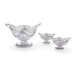 AN EDWARDIAN SILVER FRUIT BOWL AND PAIR OF BON BON DISHES EN SUITE, Chester c.1903 (date letter