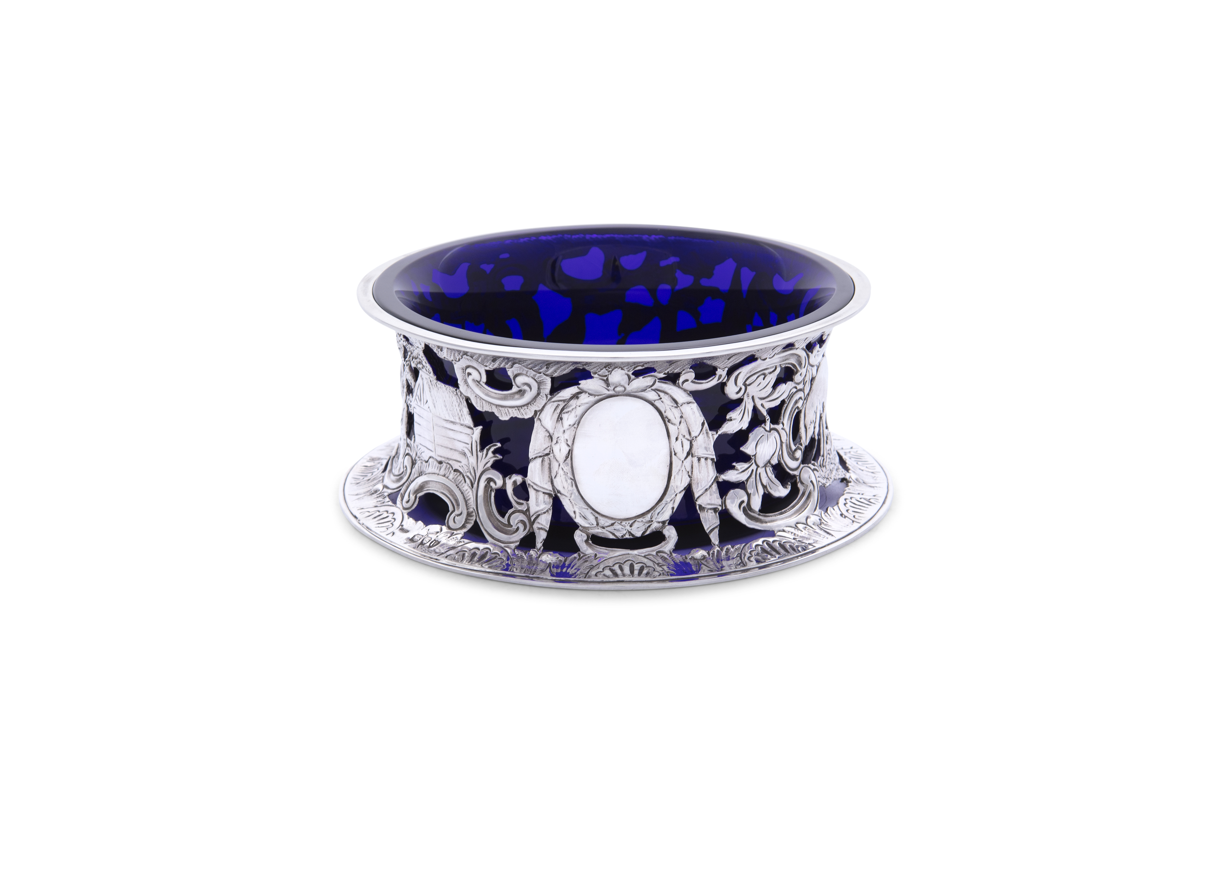 A LATE VICTORIAN SILVER DISH RING, London c.1895, maker's mark that of Daniel & John Henry Welby, of - Image 2 of 2