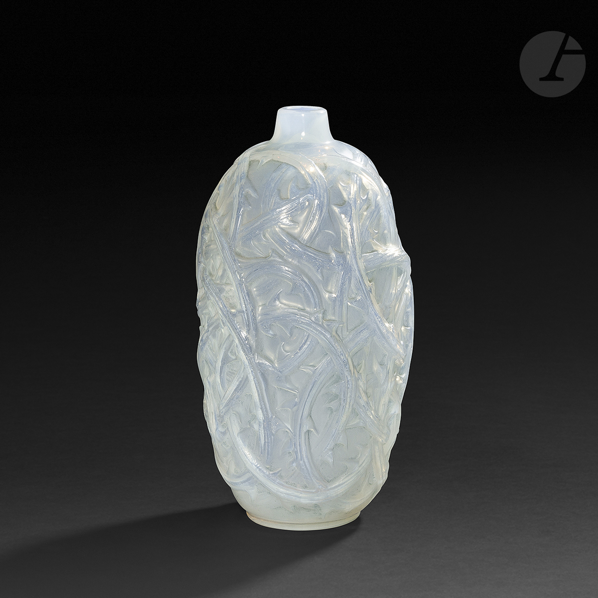 RENÉ LALIQUE (1860-1945) Ronces, modèle créé en [1921], supprimé du catalogue en 1932, non repris