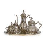 Juego de café y té Art-Nouveau de plata en su color, ley 800. Alemania, h.1895-1902 Medidas bandeja: