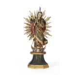“Inmaculada” Escultura en madera tallada, policromada, estofada y parcialmente dorada. Ojos de