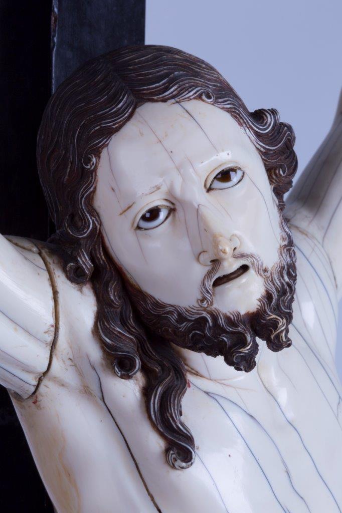 Cristo expirante Marfil tallado y parcialmente policromado. Escuela hispano-filipina, S. XVIII-XIX - Image 2 of 3