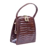 Bolso de mano vintage en piel de cocodrilo marrón con asa corta Con un bolsillo interior con