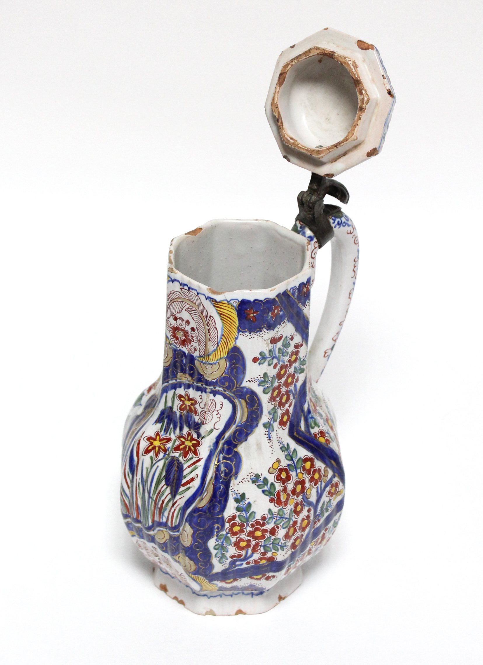 An 18th century Dutch polychrome delft flagon with pewter mounts to the hinged cover, the ribbed - Image 7 of 8