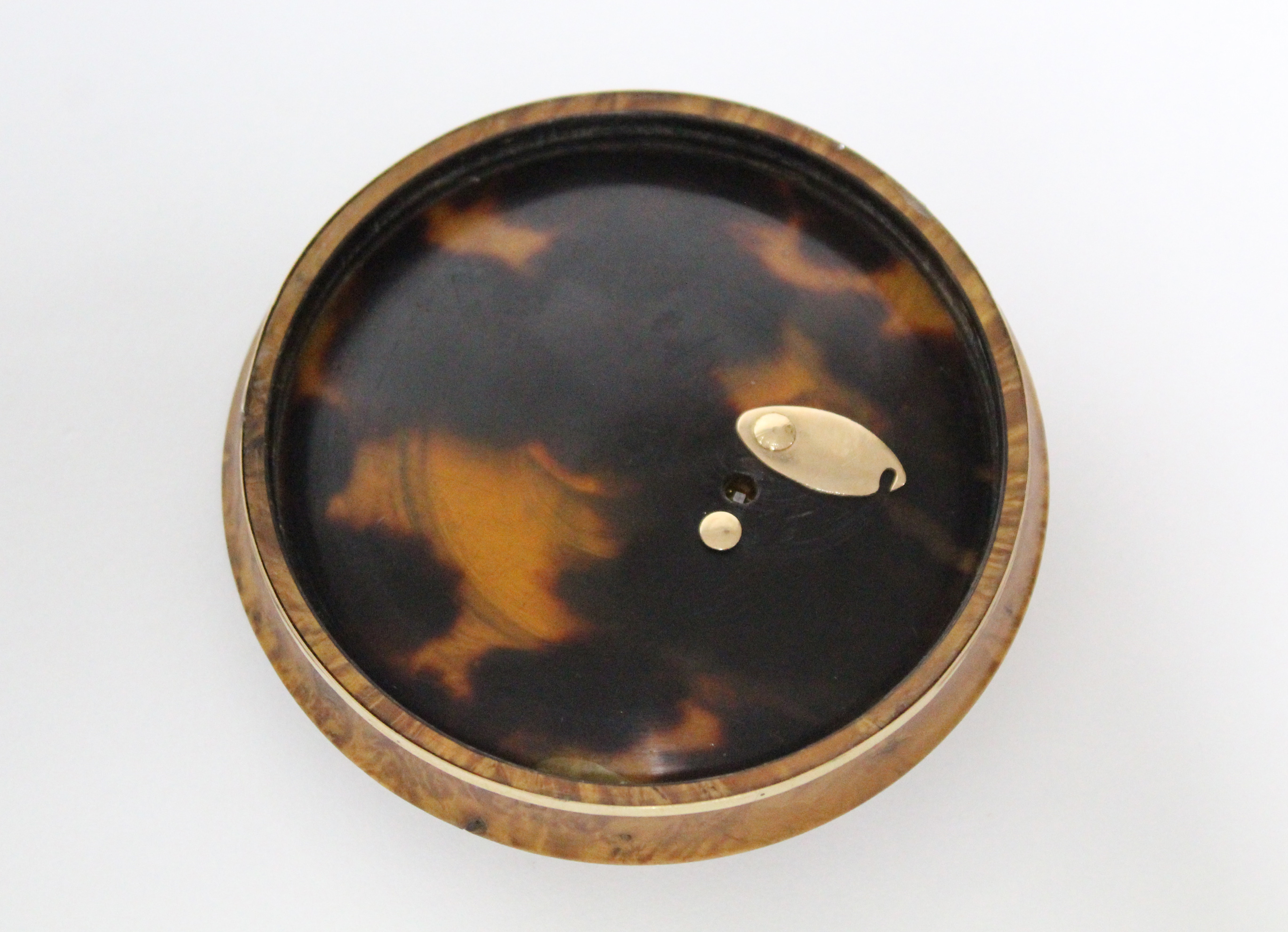 An early 19th century burr-maple flat circular box with tortoiseshell lined interior, the - Image 7 of 7