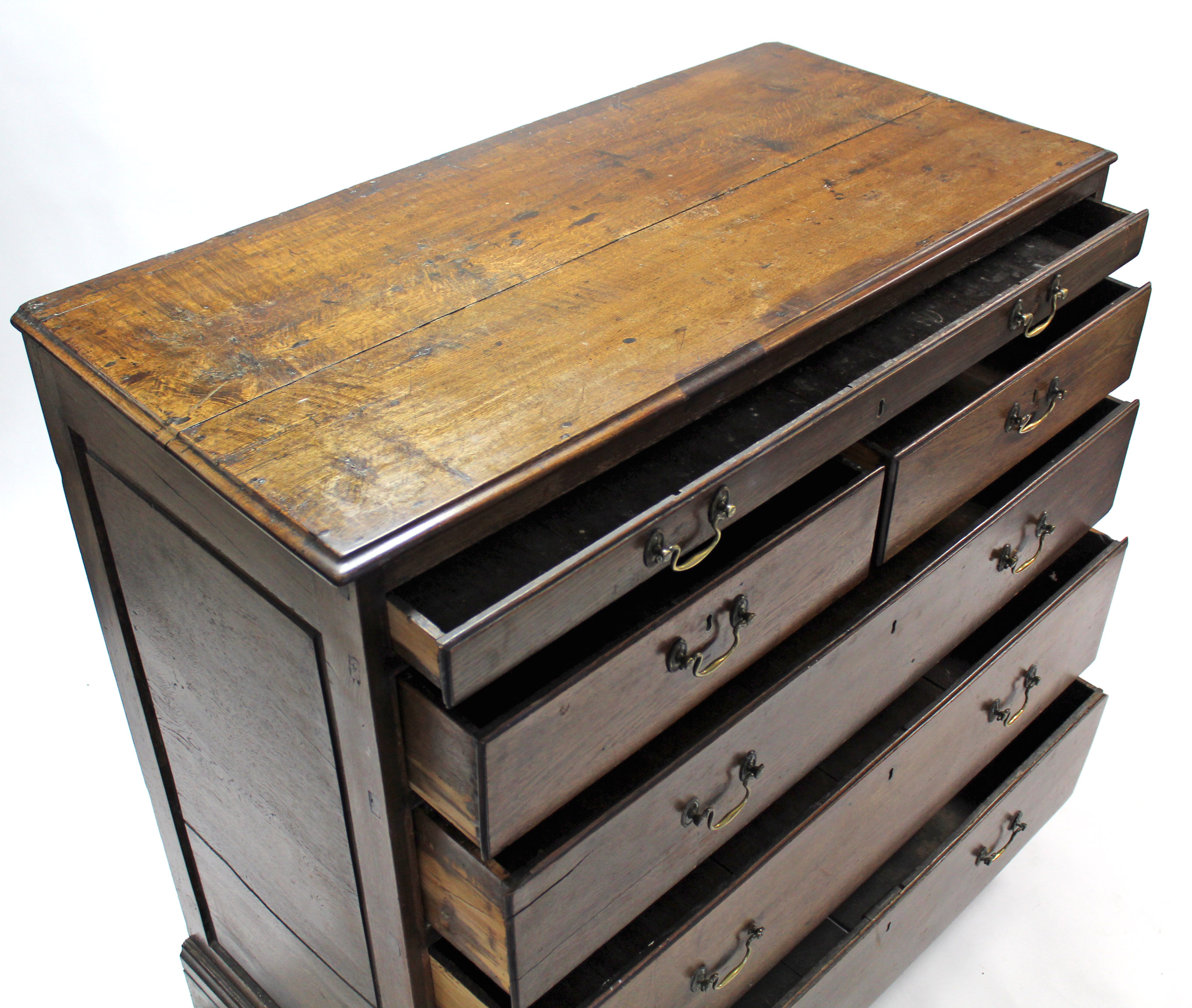 An early 18th century large oak chest, fitted full-width shallow drawer above two short & three long - Image 4 of 4