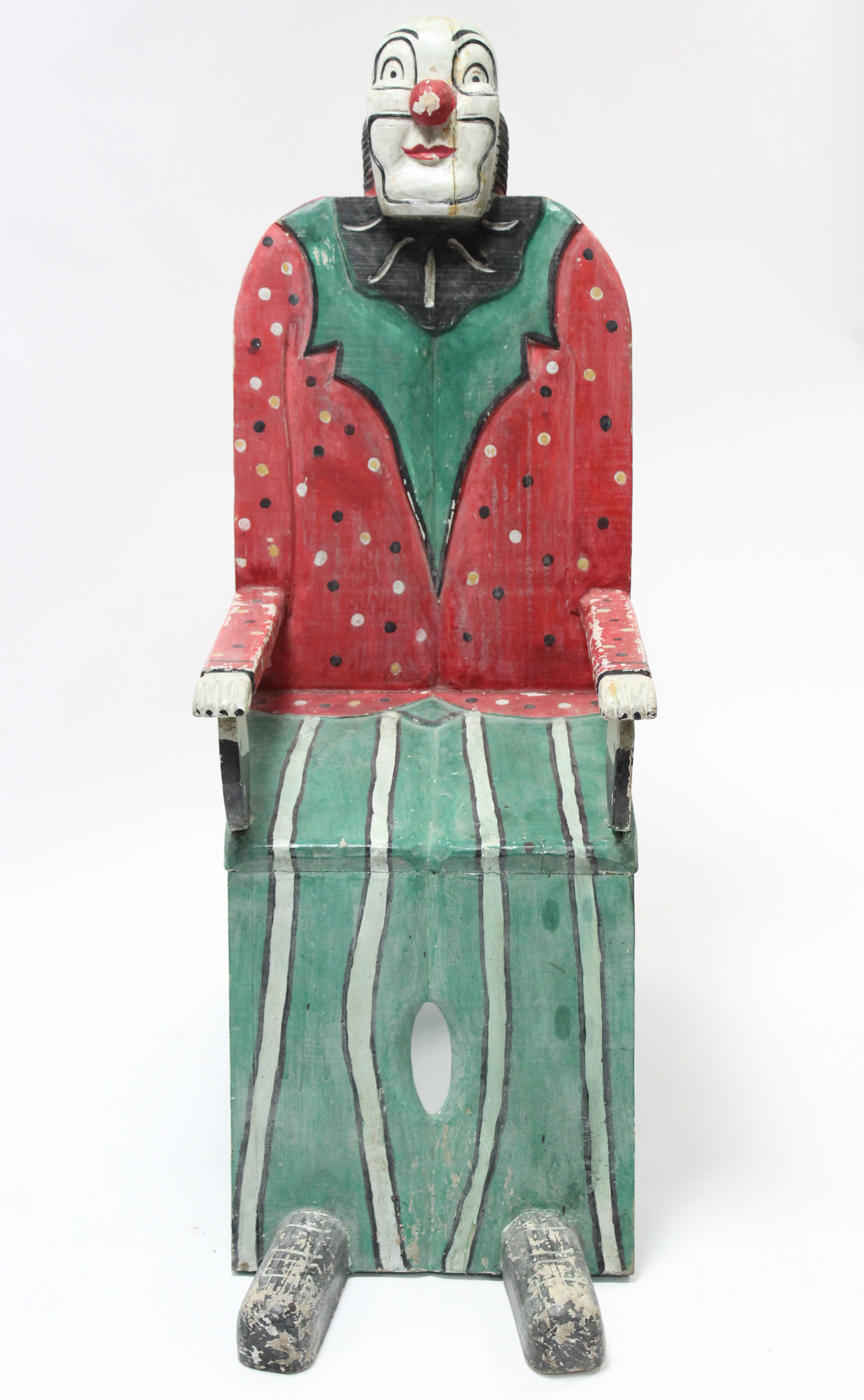 AN EARLY/MID 20th CENTURY PAINTED WOODEN NOVELTY CIRCUS/FAIRGROUND “CLOWN” CHAIR, 42½” HIGH. - Image 3 of 7