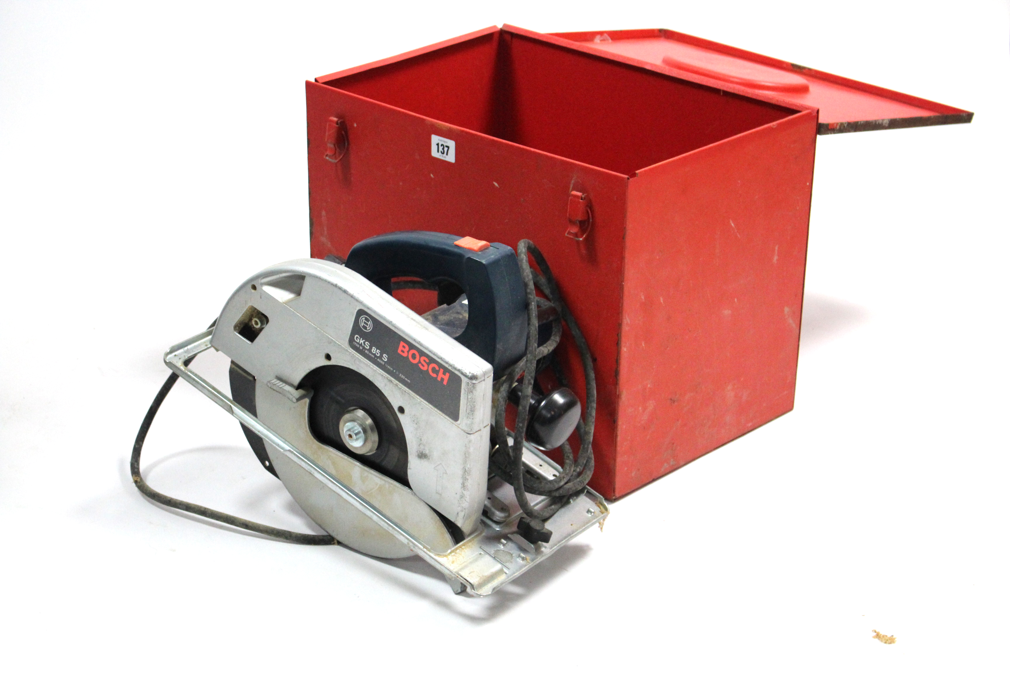 A Bosch “GKS 85 5” 1700W circular saw, w.o., with case.