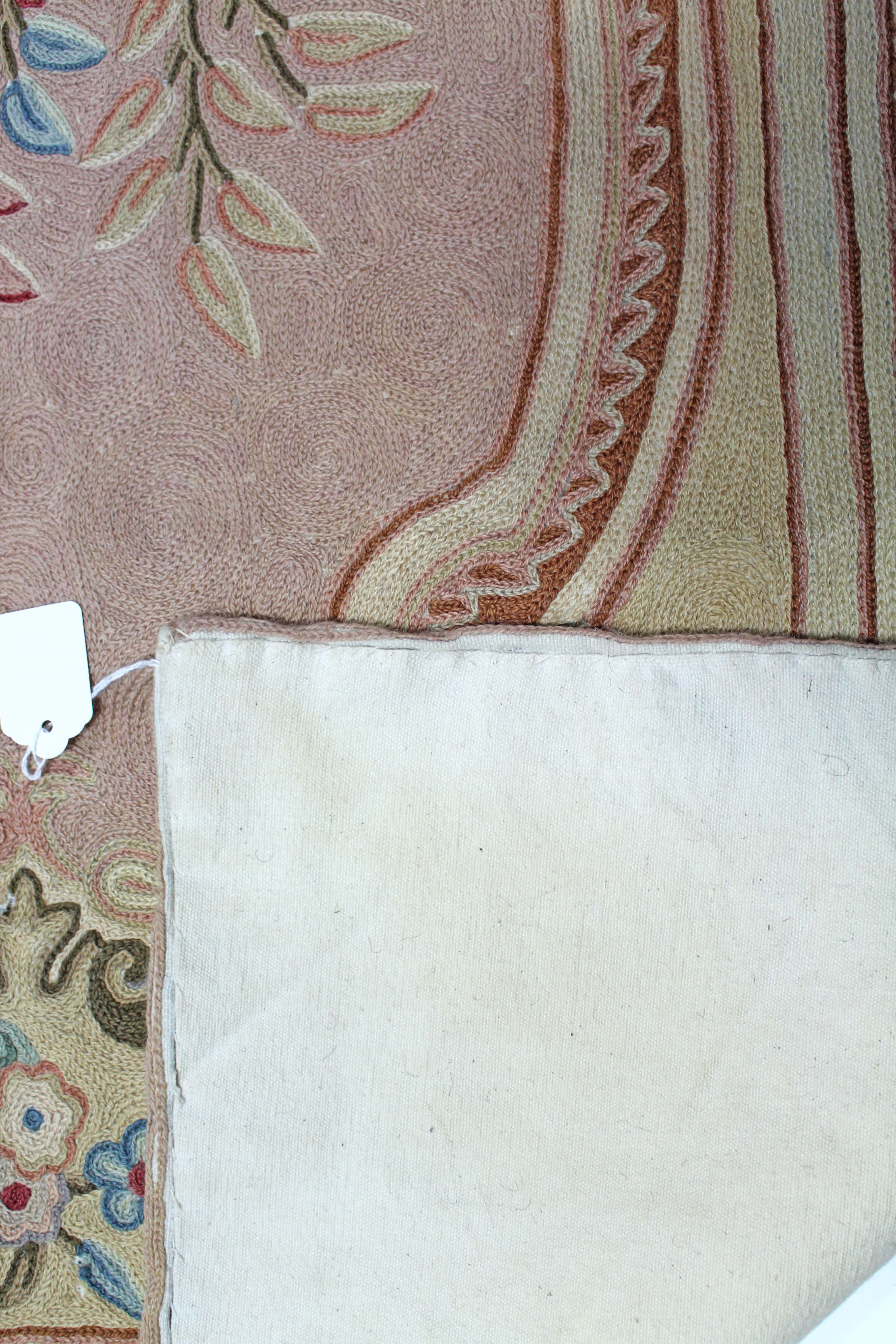 A Kashmiri hook-stitch rug of Aubusson design, cream & peach ground, with central reserve of flowers - Image 2 of 2