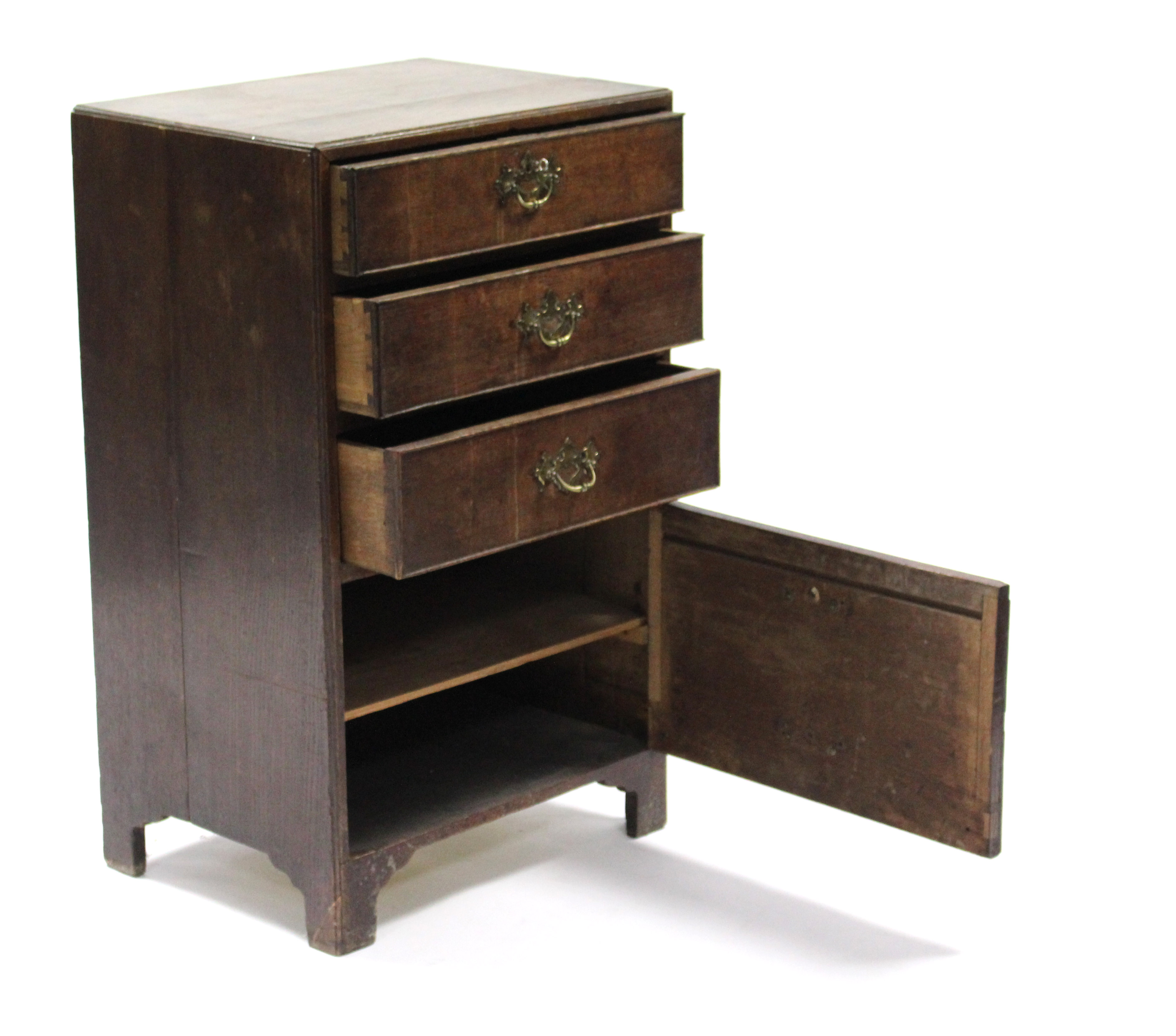 An 18th century style narrow oak chest fitted three drawers with brass swing handles above a - Image 2 of 3