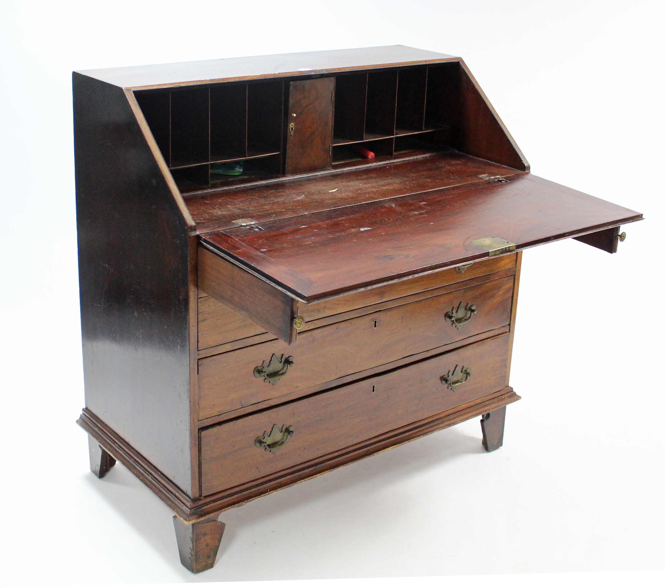 A Georgian mahogany bureau, with fitted interior enclosed by fall-front above four long graduated - Image 2 of 3