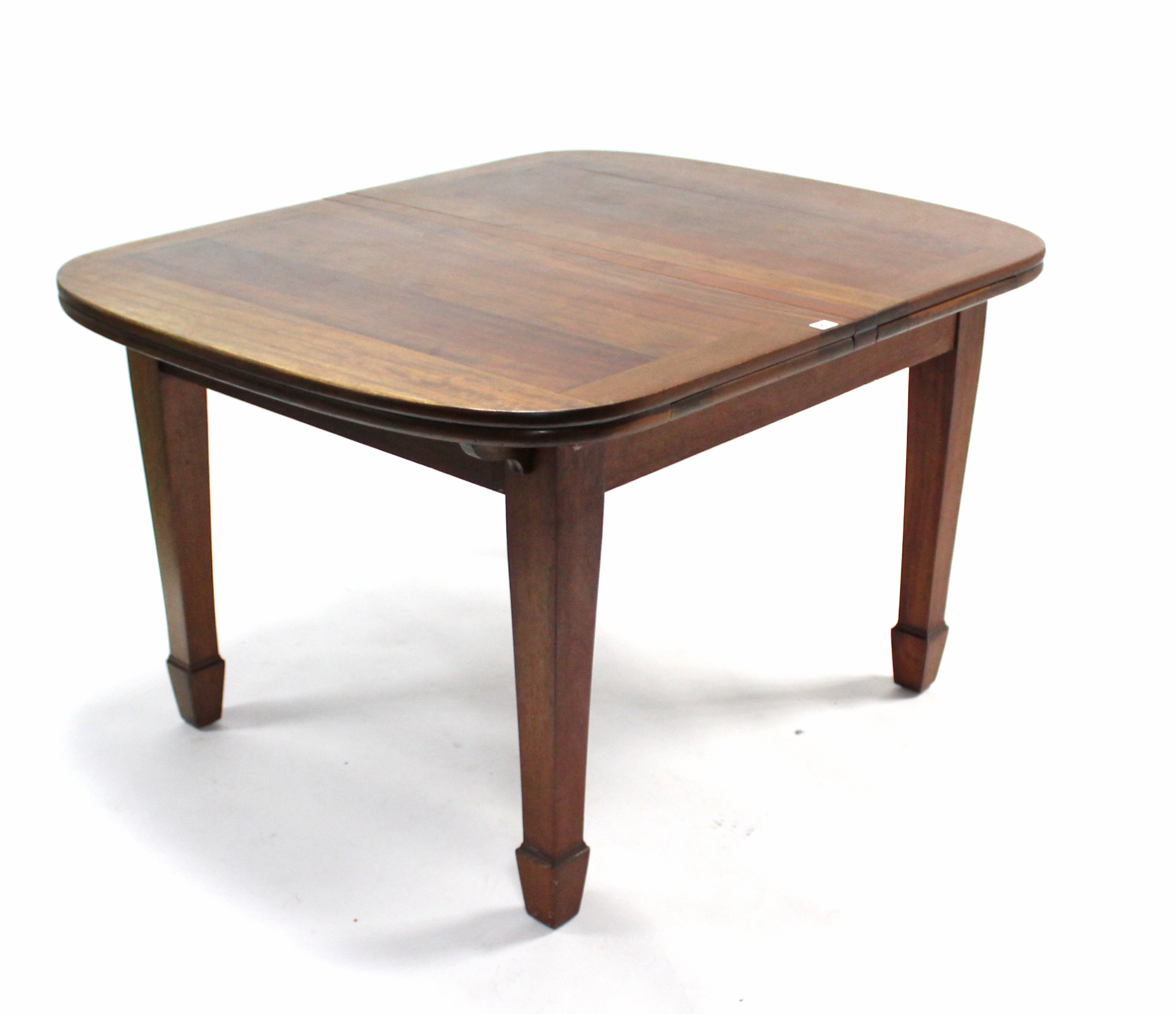 An Edwardian mahogany extending dining table with rounded corners to the rectangular top, pull-out - Image 2 of 2