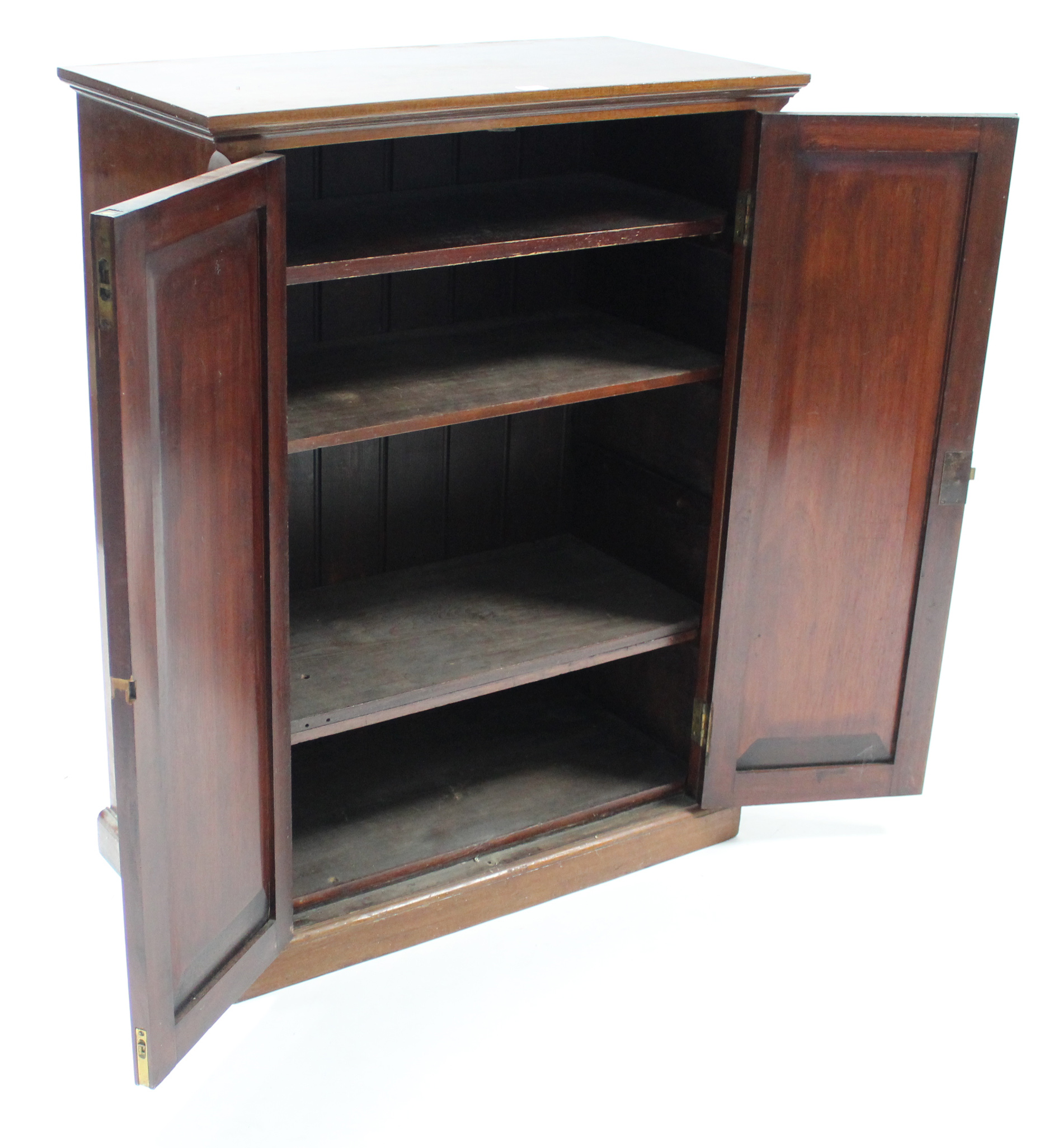 An Edwardian mahogany small upright cabinet fitted three shelves enclosed by pair of panel - Image 2 of 3