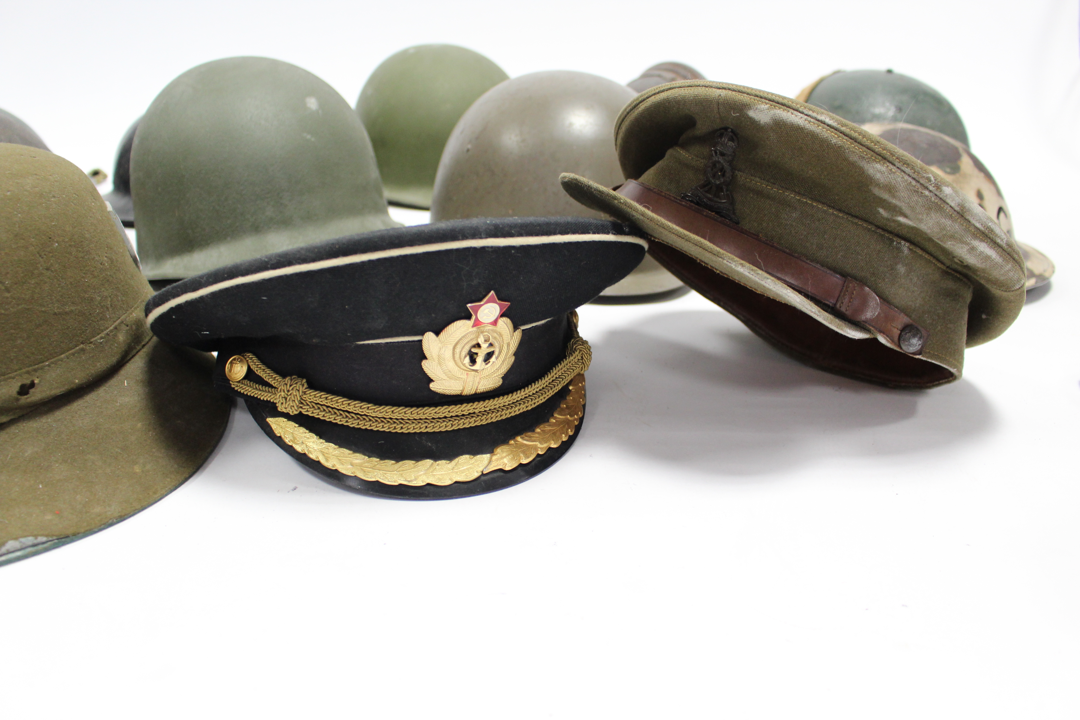 Seventeen various military helmets, caps, etc. - Image 2 of 11