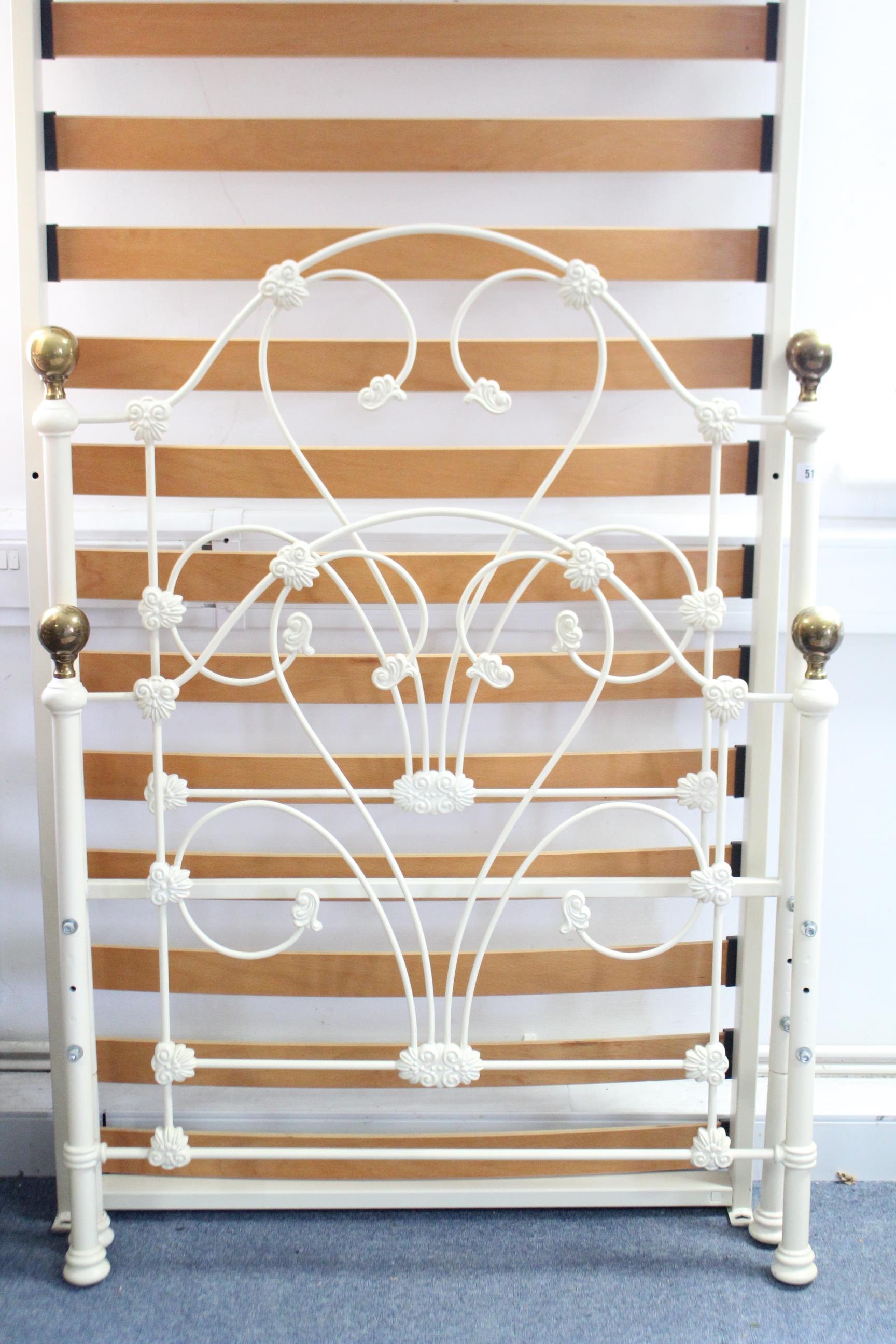 A Victorian-style 3’ bedstead.