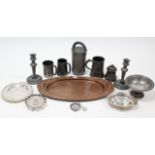 An Arts & Crafts copper oval tray, 22¾” x 12¾”; & various items of pewter ware & plated ware.