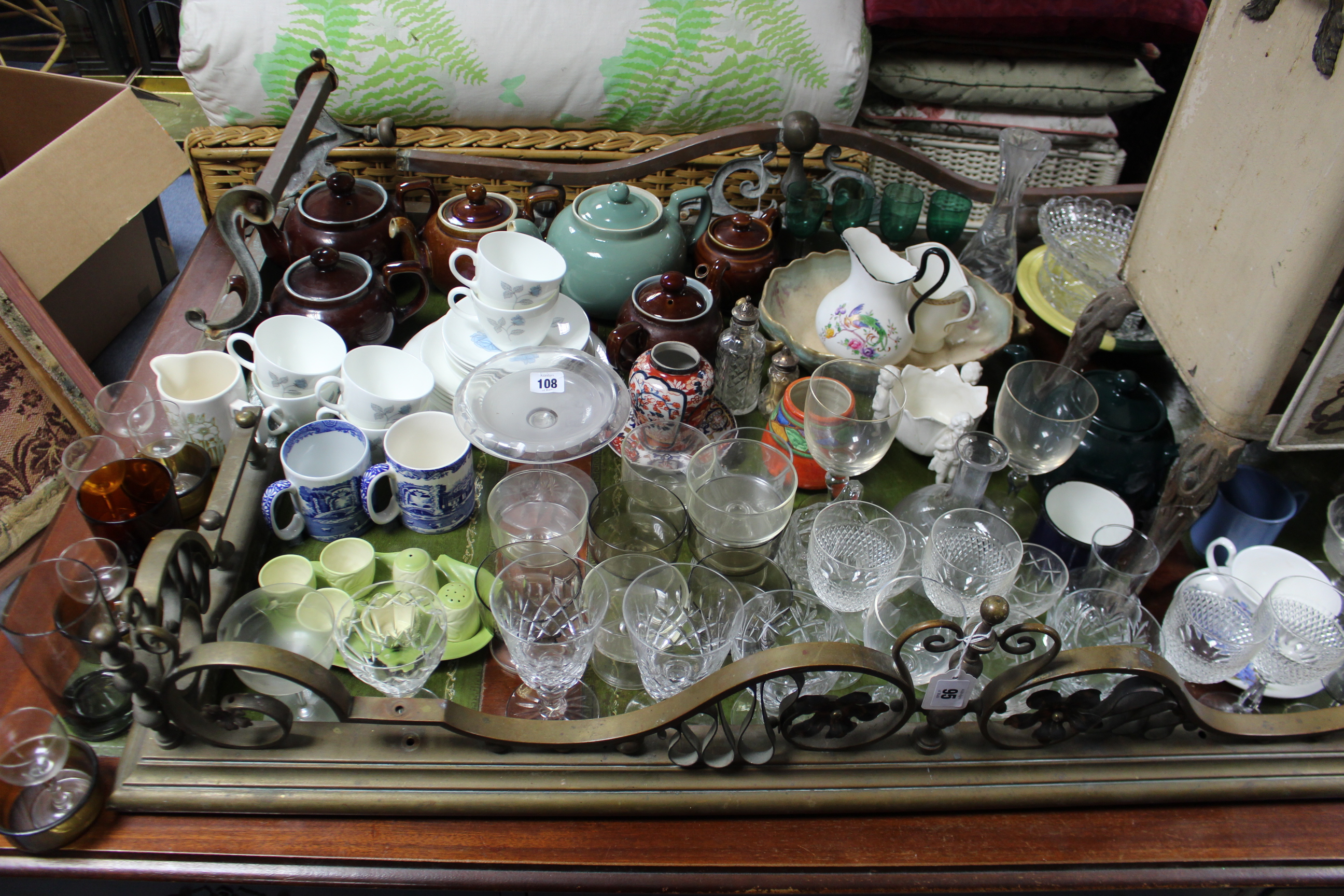 Various items of decorative china, pottery, & glassware. - Image 2 of 4