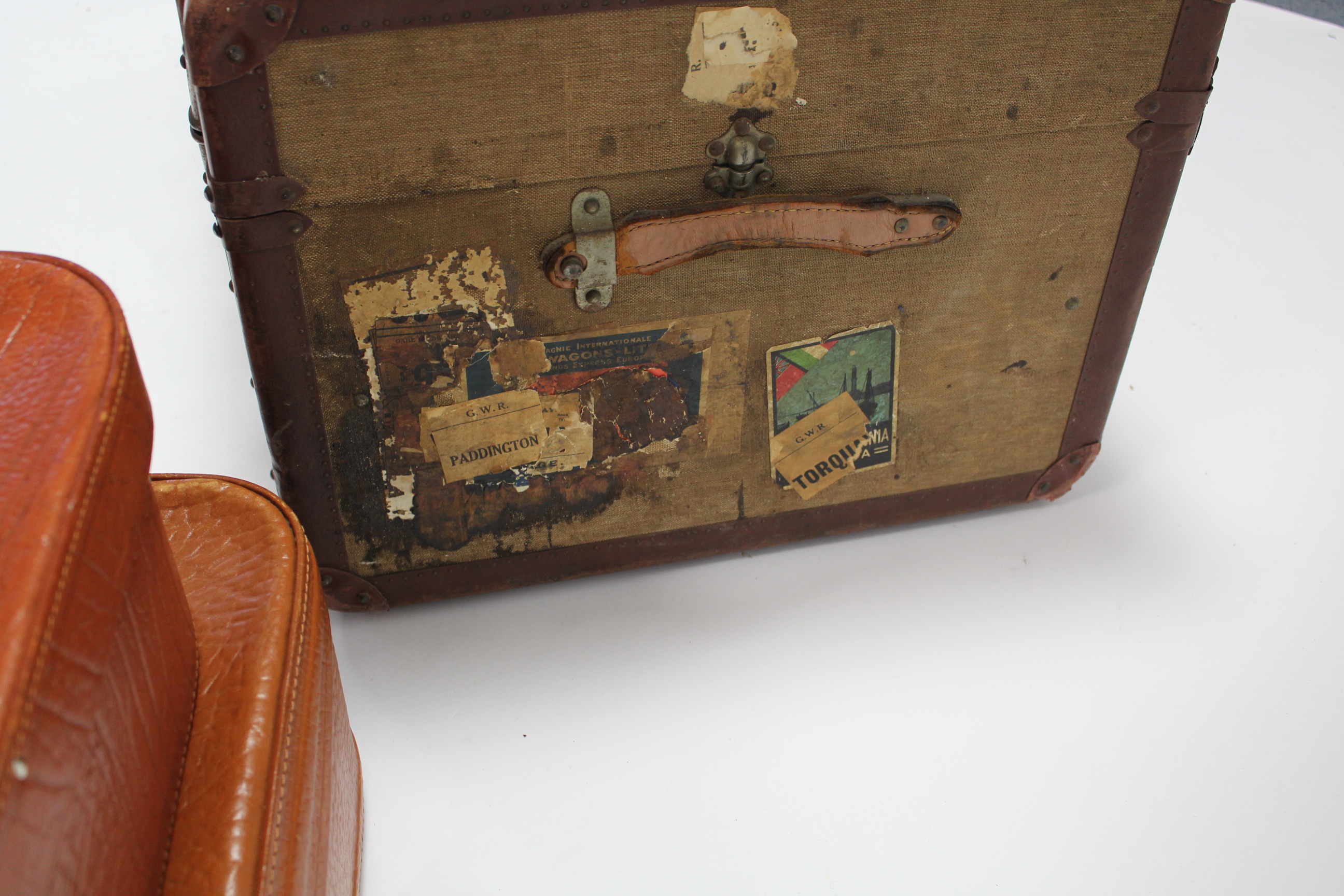 An early 20th century fibre-covered & leather bound ribbed travelling trunk, 35½” long; together - Image 4 of 5