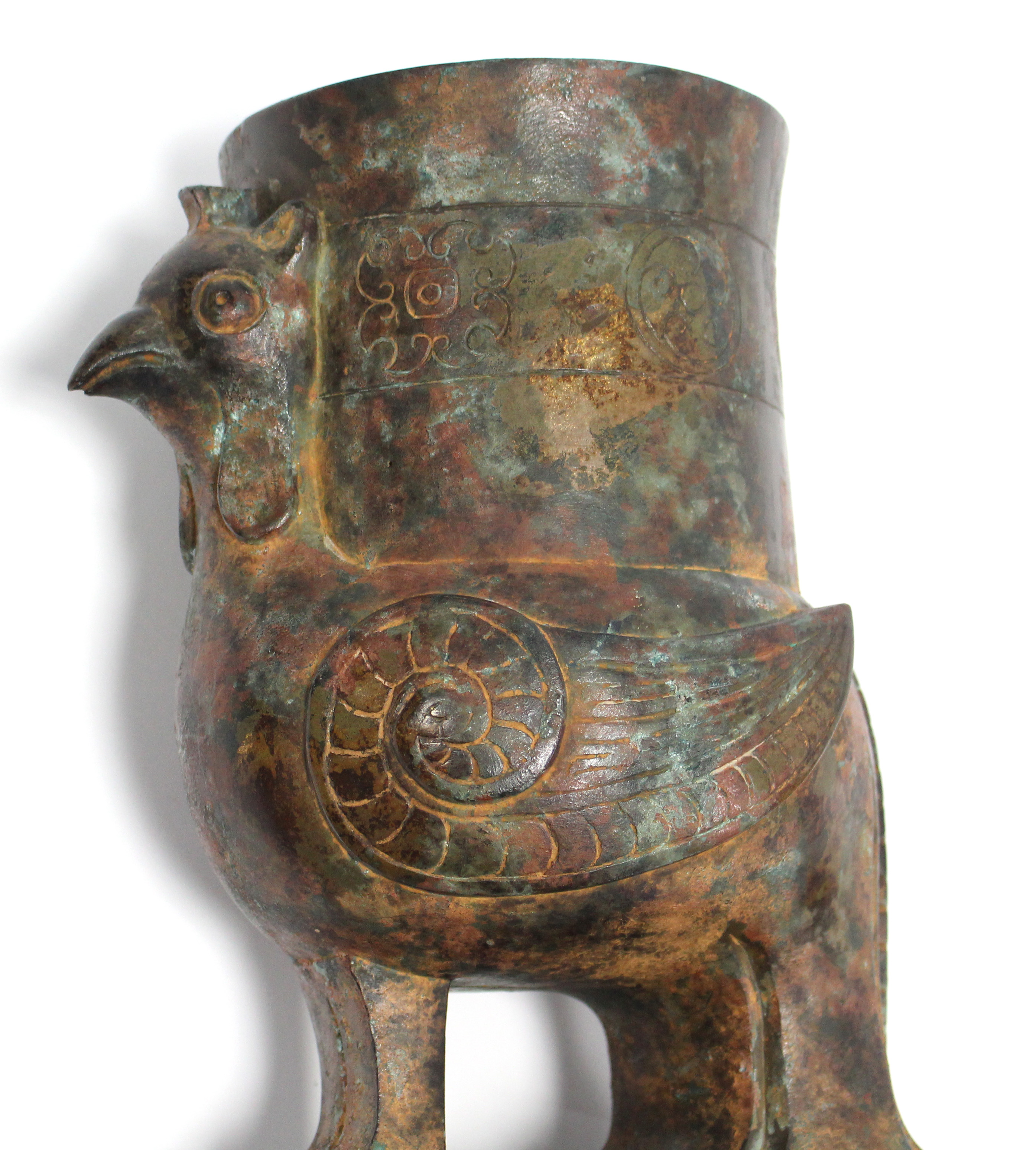 A CHINESE BRONZE ARCHAISTIC PHOENIX VESSEL, the bird supporting a cylindrical vase on its back, with - Image 2 of 6