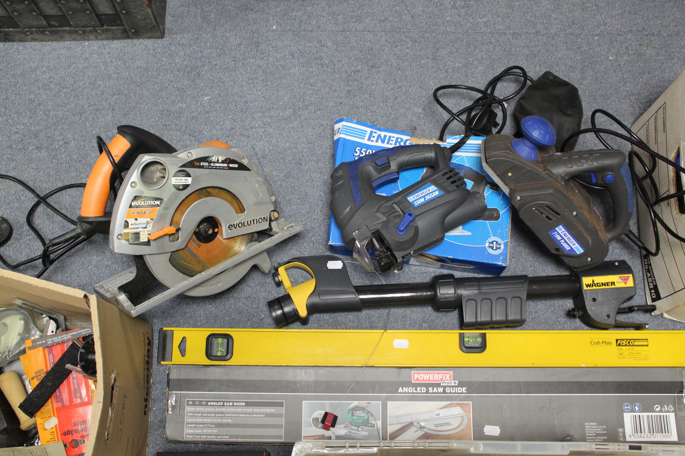 An Evolution 240V circular saw; an Energer 710W planer; a ditto 550W jig saw; & various other - Image 4 of 4