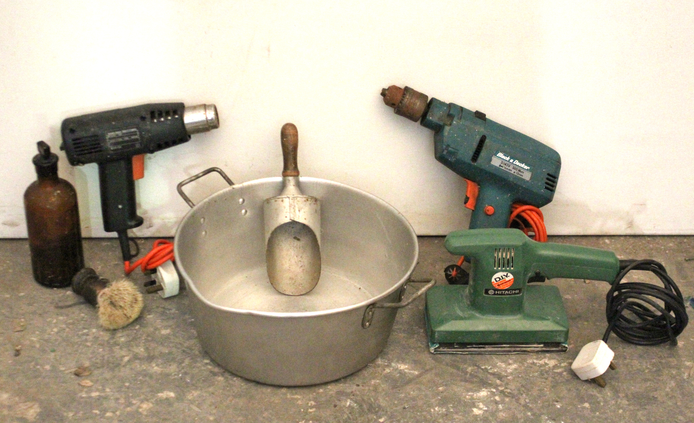 Various power tools; hand tools; & gardening tools. - Image 7 of 7