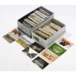 A collection of approximately eight hundred loose postcards/early-late 20th century – British &