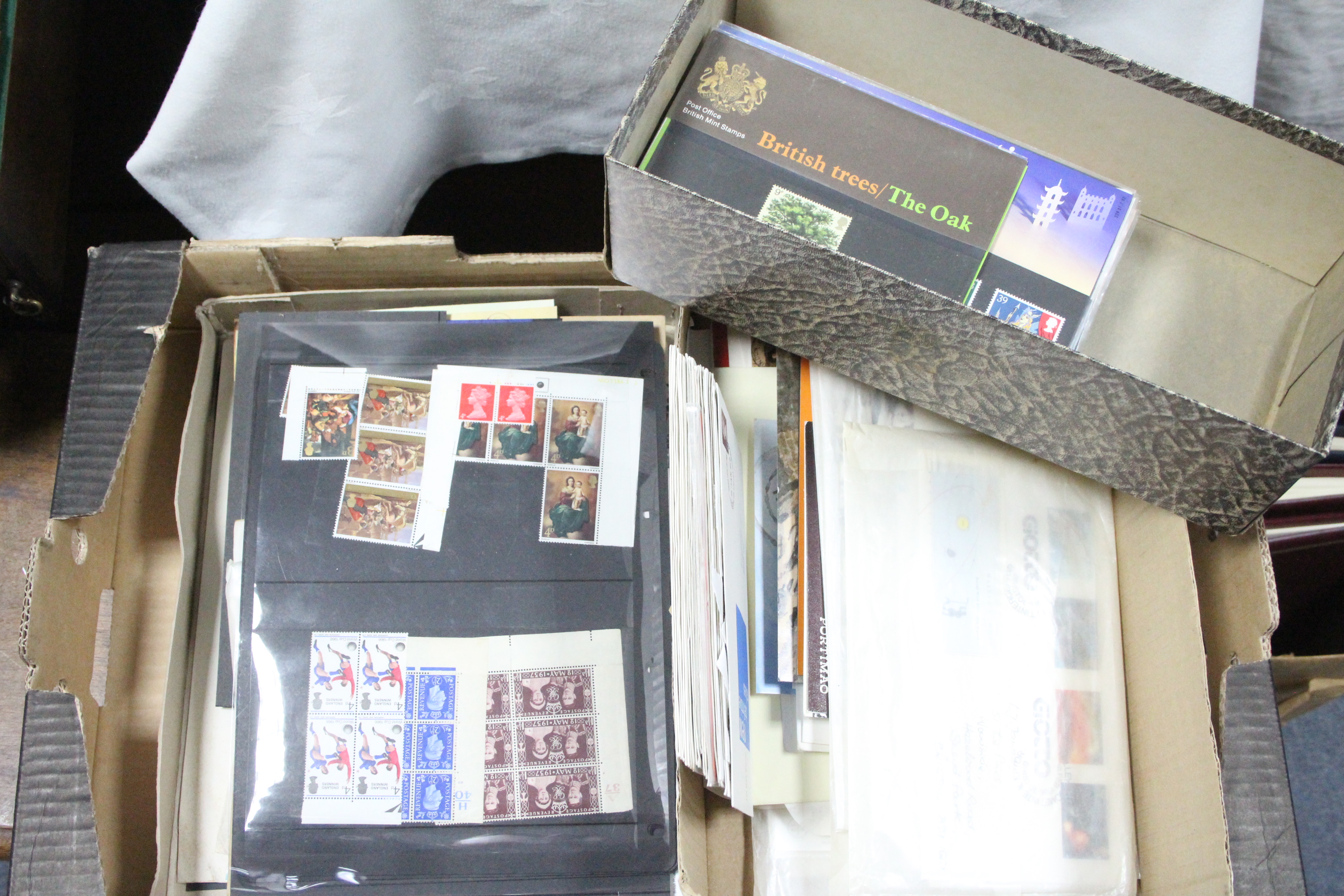 A collection of mostly GB loose stamps, mint stamps in presentation packs, etc. - Image 3 of 3