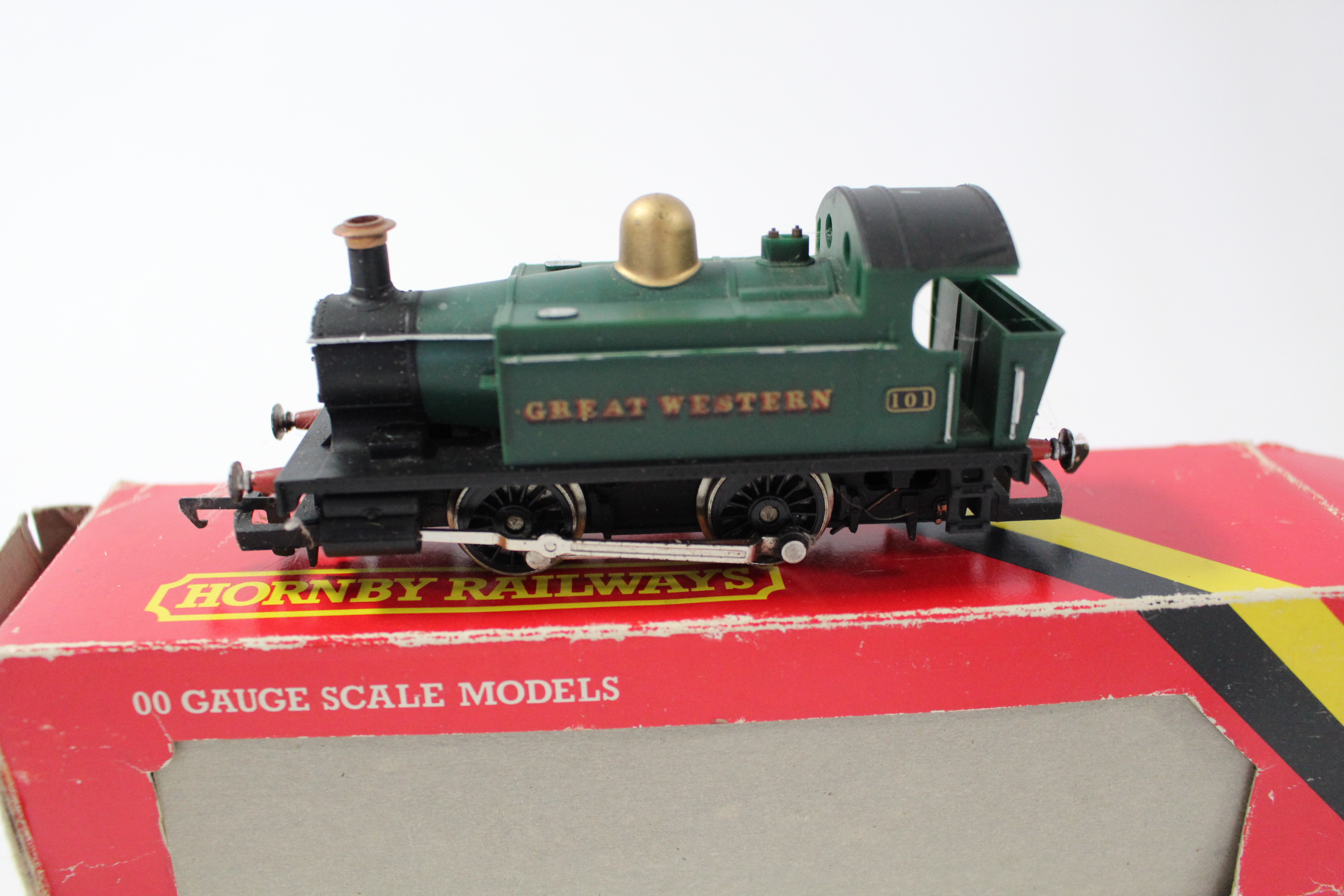 A Hornby railways “OO” gauge scale model “G.W.R. 0-4-0 Tank No. 101” (R.O.77); & a Hornby series “ - Image 2 of 2