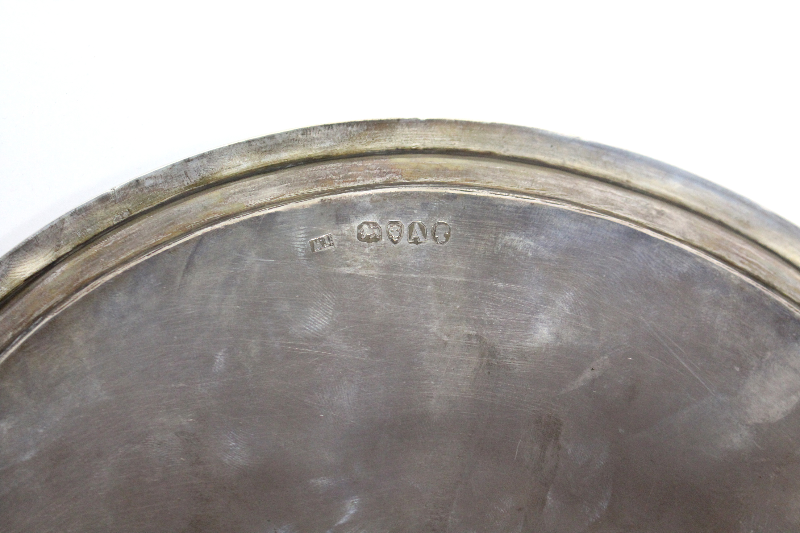 A Victorian silver waiter with engraved leaf-scroll decoration within a beaded rim, on three - Image 4 of 4