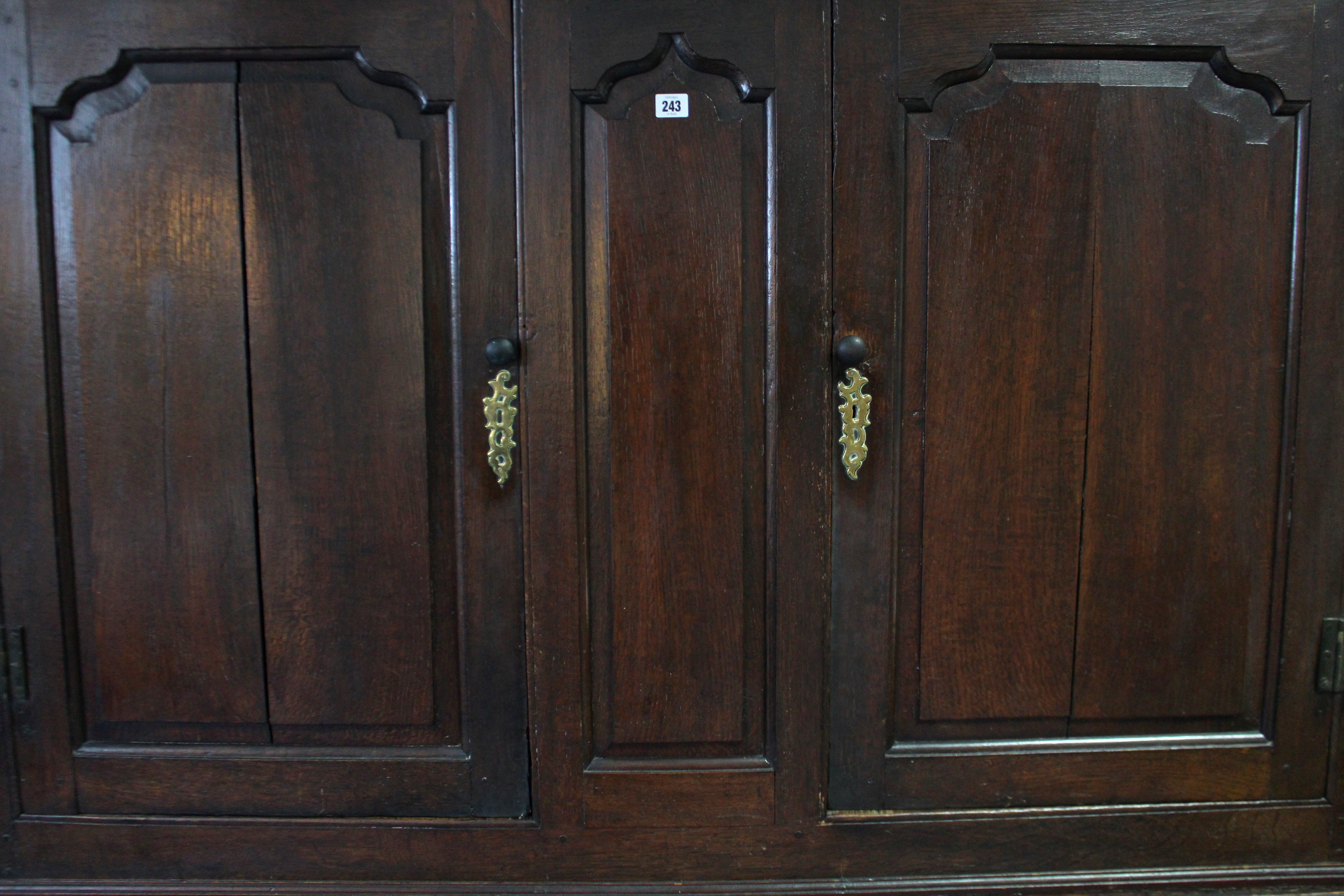 A LATE 17th/early 18th century OAK PRESS CUPBOARD, the upper part with moulded cornice, fitted two - Image 3 of 4