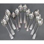 A set of six Edwardian silver Grecian pattern teaspoons, Sheffield 1903 by Walker & Hall (5½ oz);