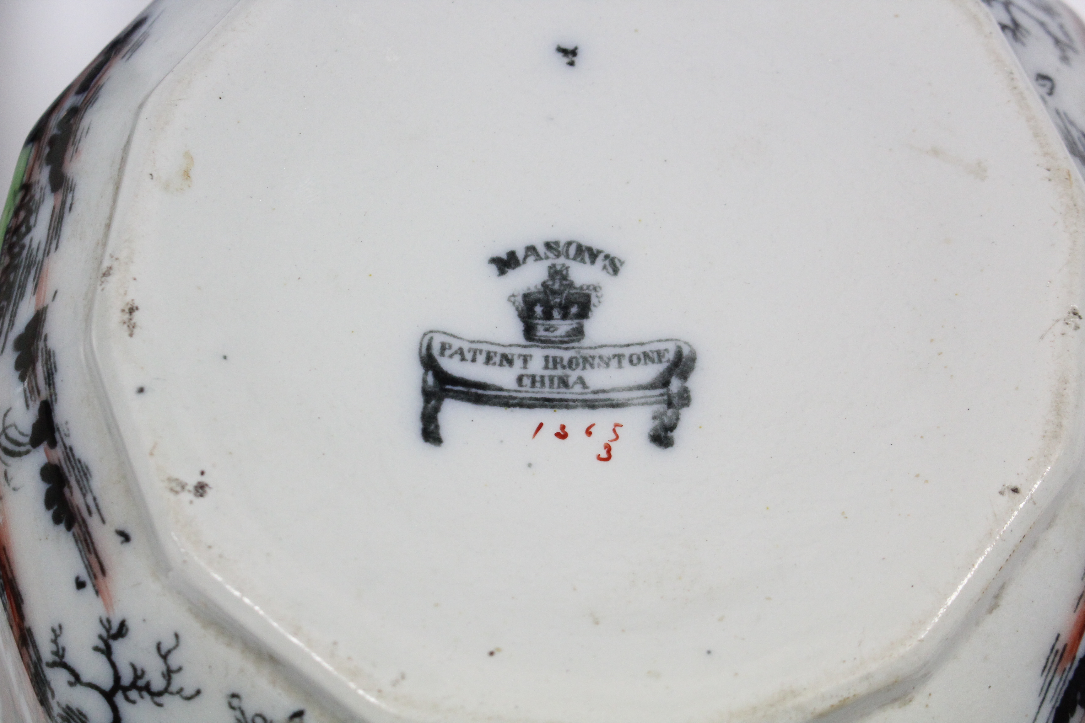 A Mason’s Ironstone china three-piece toilet set comprising a chamber pot, jug, & basin, all with - Image 2 of 2