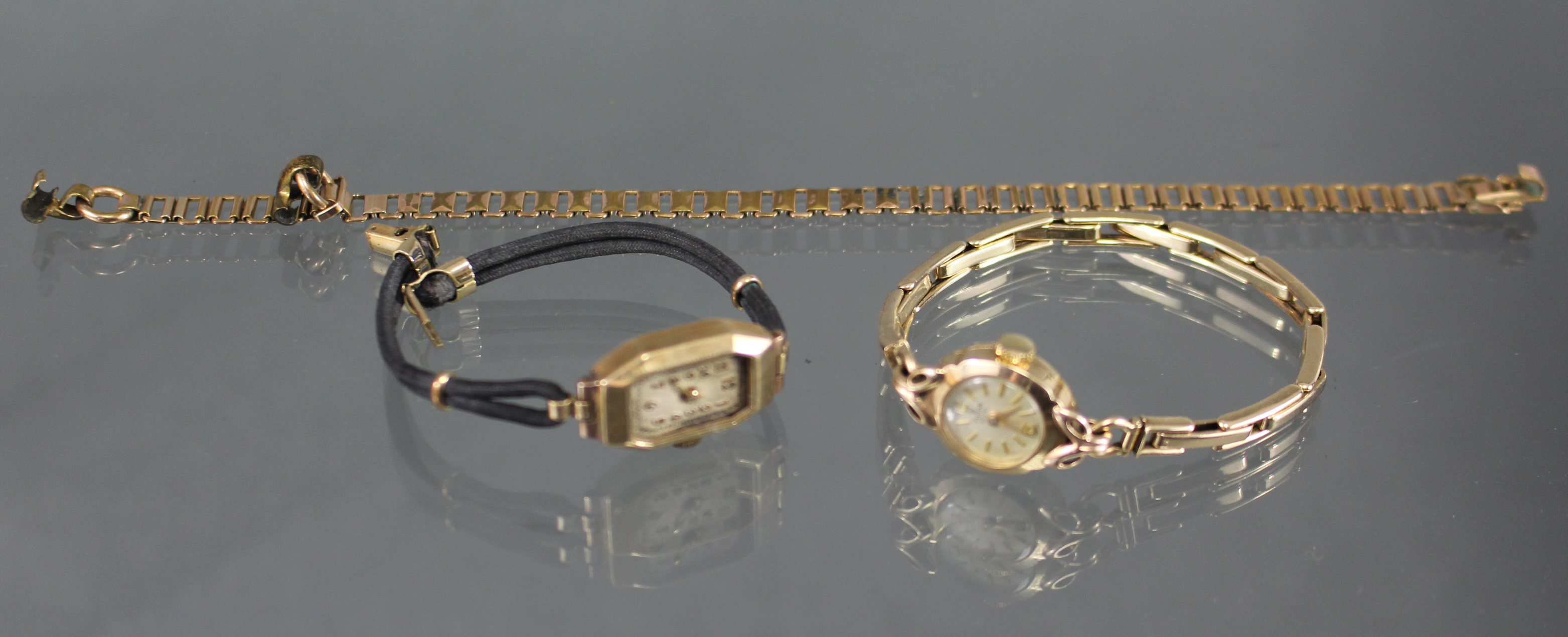 A Tudor Royal ladies’ wristwatch, the small circular champagne dial with gold baton numerals, Arabic - Image 2 of 2